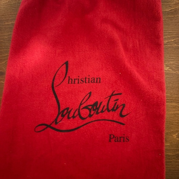 Good Condition Resoled; light scuffing outer soles,& toes; mod wear inner soles - Picture 5 of 5